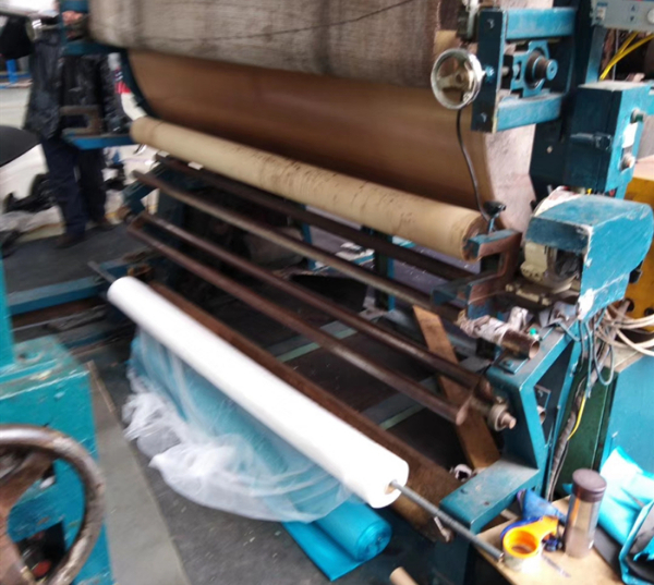 滾筒復合設備.jpg 滾筒復合設備.jpg